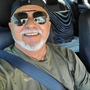 Meet your Posher, Ronny